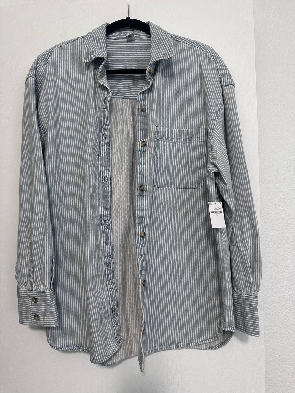 Old Navy Blue and White Narrow-Stripe Button-Down Shirt